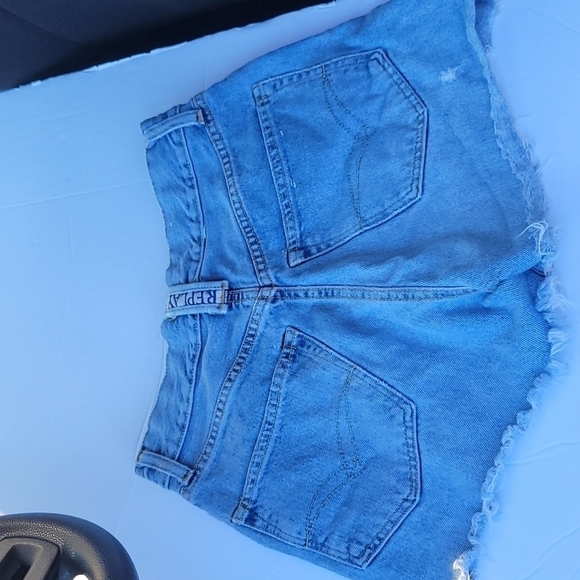 REPLAY Vintage High Waist Distressed Light Wash Italian Denim Shorts Size 27 - Picture 13 of 16